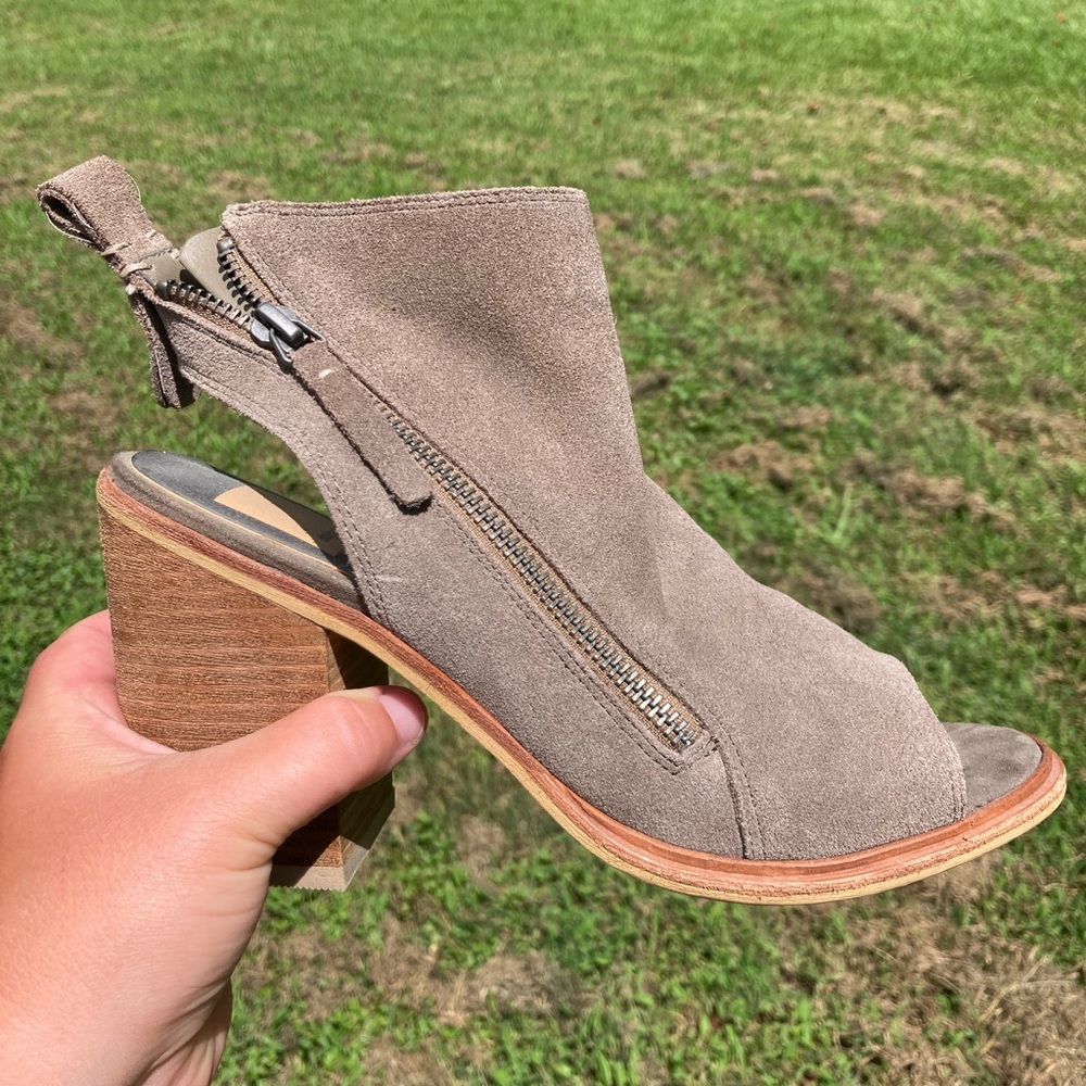 Dolce Vida Booties - Picture 4 of 4